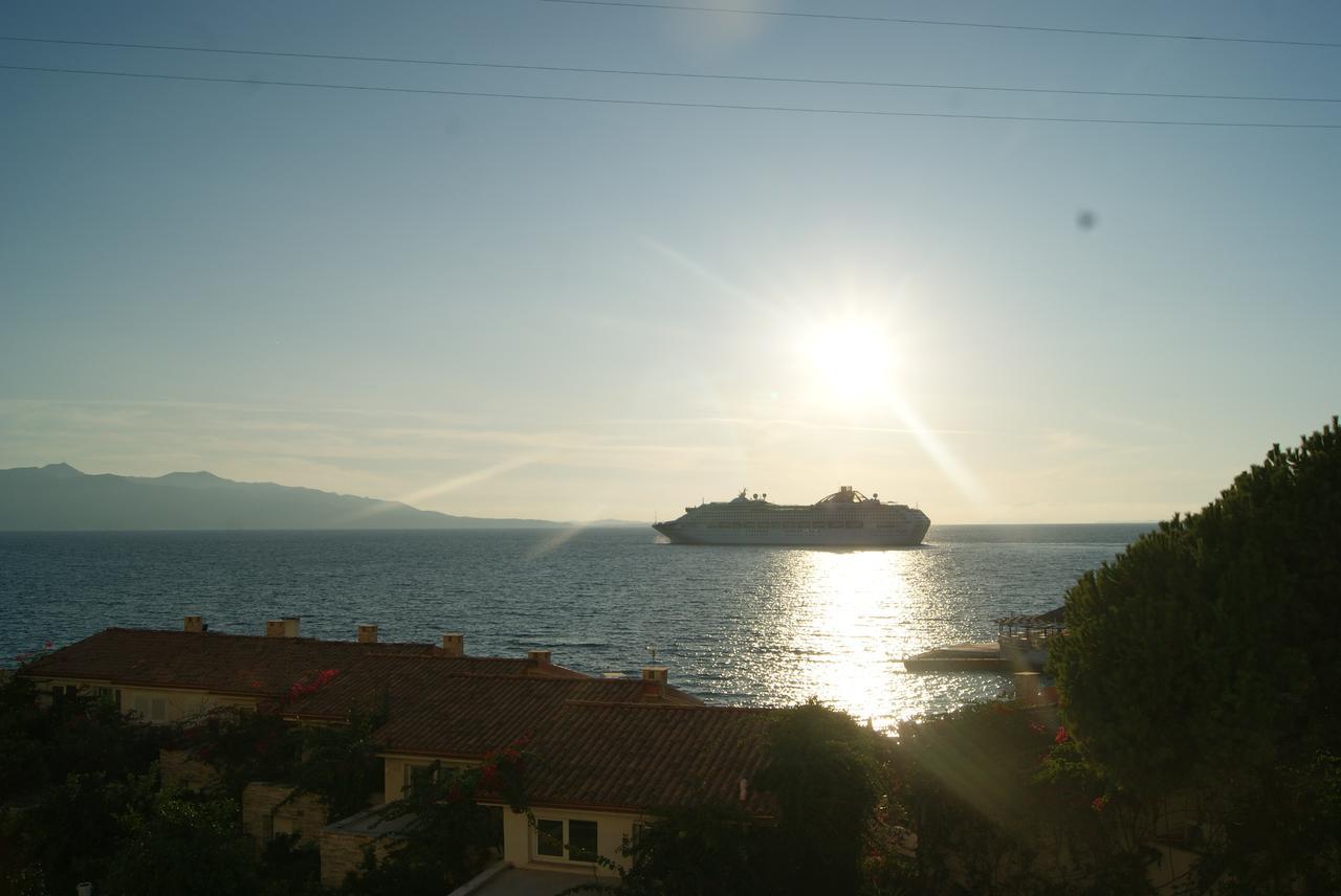 Apartments Wonderful Bay Sarandë Exteriör bild